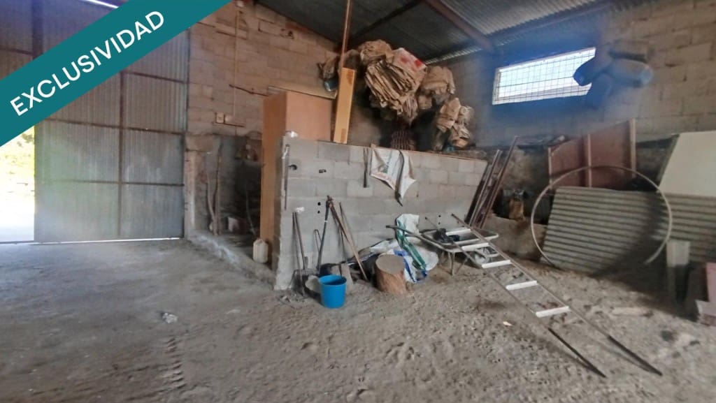 Commercial for sale in Bermellar - € 50,000 (Ref: 9831142)