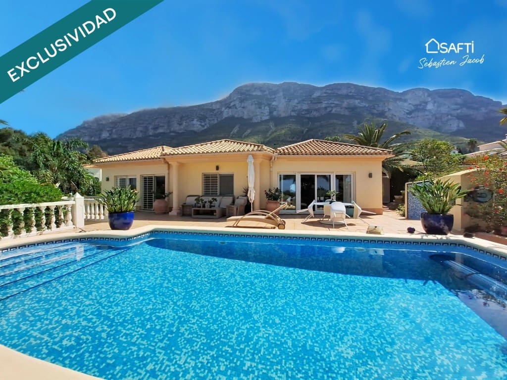 3 sovrum Villa till salu i Denia med pool garage - 850 000 € (Ref: 9831144)