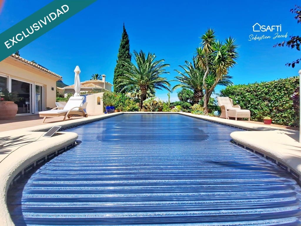 3 sovrum Villa till salu i Denia med pool garage - 850 000 € (Ref: 9831144)