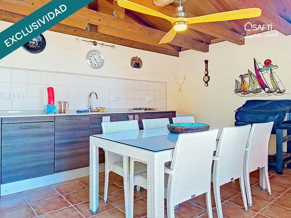 3 sovrum Villa till salu i Denia med pool garage - 850 000 € (Ref: 9831144)