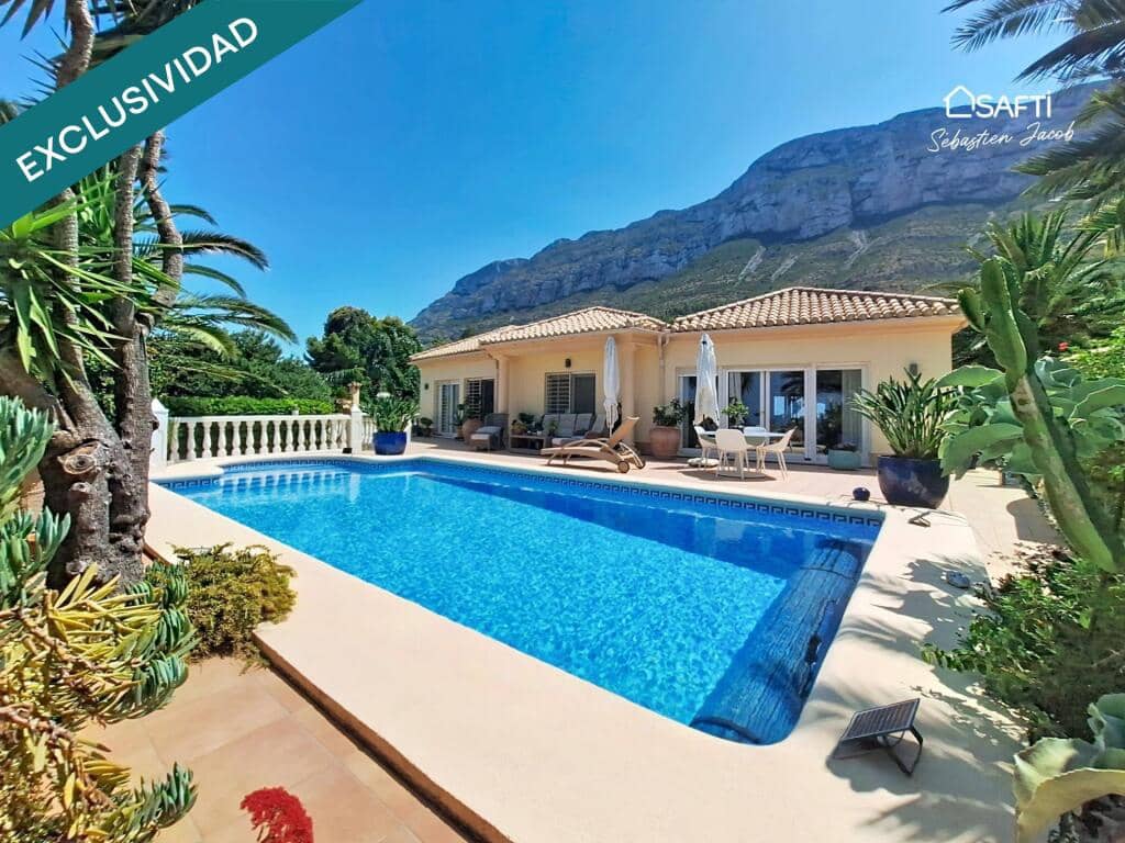3 bedroom Villa for sale in Denia with pool garage - € 790,000 (Ref: 9831144)