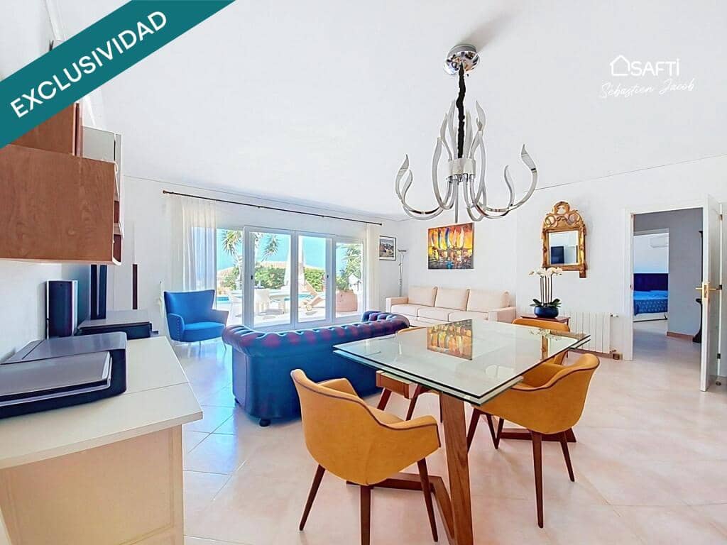3 bedroom Villa for sale in Denia with pool garage - € 790,000 (Ref: 9831144)