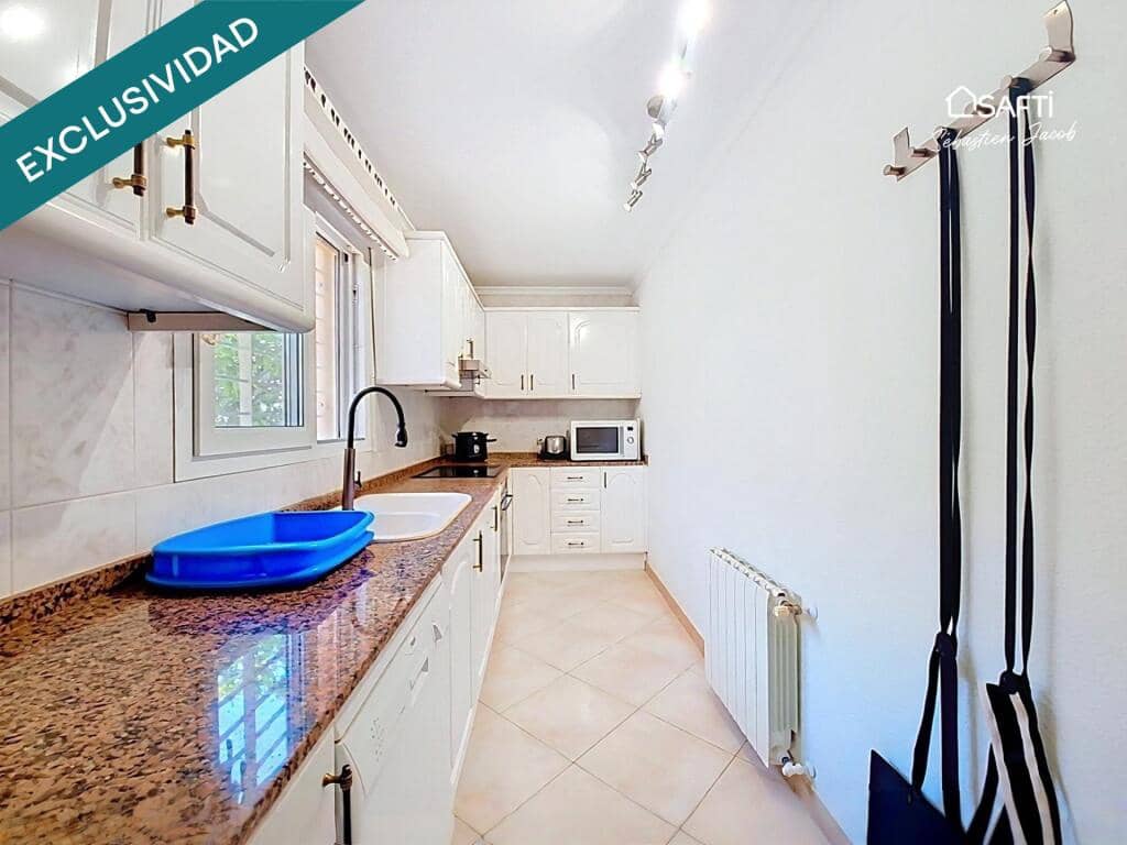 3 bedroom Villa for sale in Denia with pool garage - € 790,000 (Ref: 9831144)