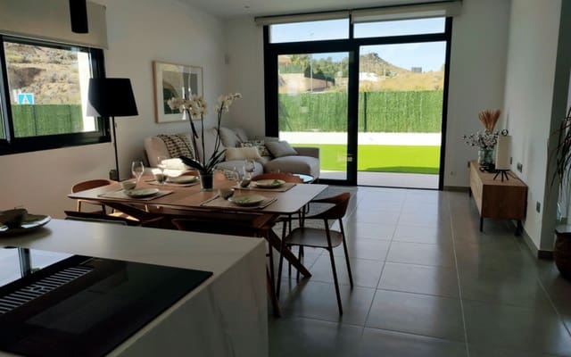 3 soveværelse Rækkehus til salg i Calasparra med swimmingpool - € 405.000 (Ref: 9831183)