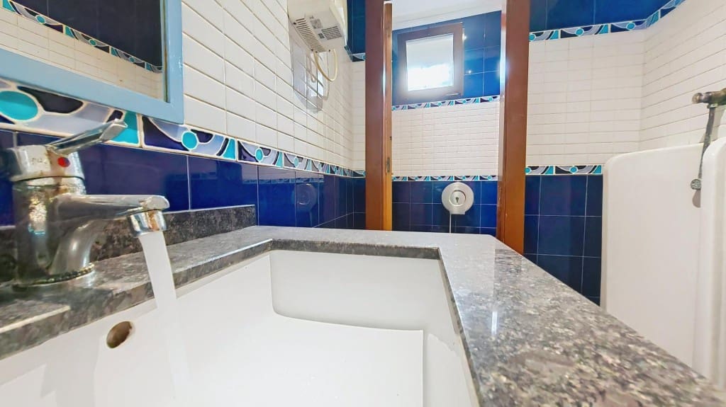 3 bedroom Villa for sale in Carreno - € 179,900 (Ref: 9831206)