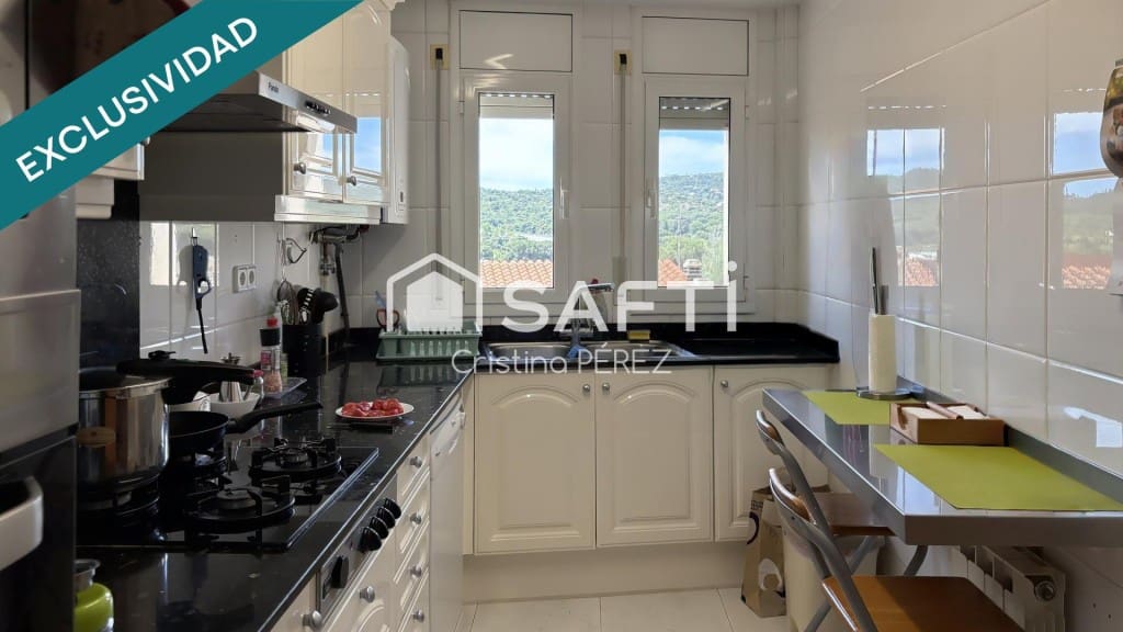 3 bedroom Penthouse for sale in Calonge i Sant Antoni with pool - € 275,000 (Ref: 9833555)