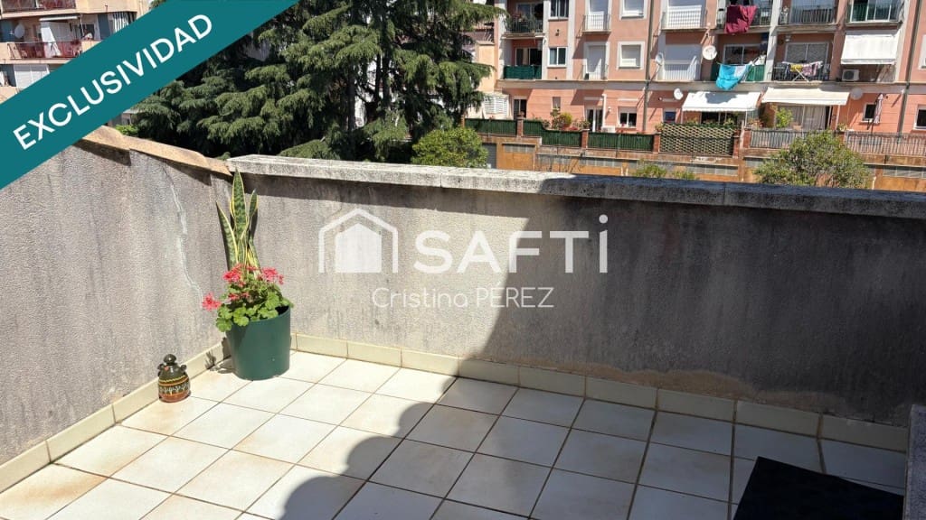3 bedroom Penthouse for sale in Calonge i Sant Antoni with pool - € 275,000 (Ref: 9833555)