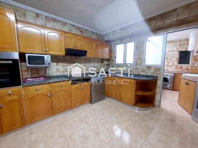 Apartamento de 4 habitaciones en Sagunto / Sagunt en alquiler - 1.000 € (Ref: 9833556)
