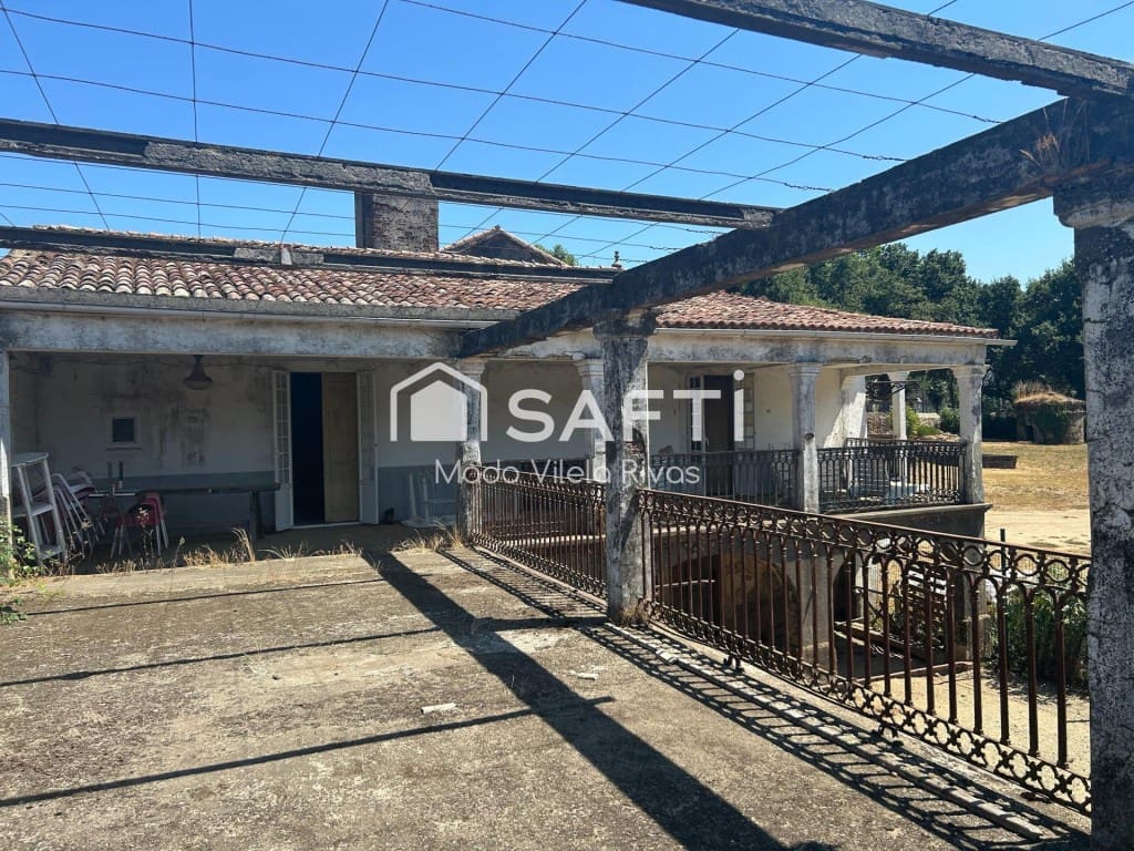 10 soveværelse Finca/Landehus til salg i Teo med garage - € 520.000 (Ref: 9833557)
