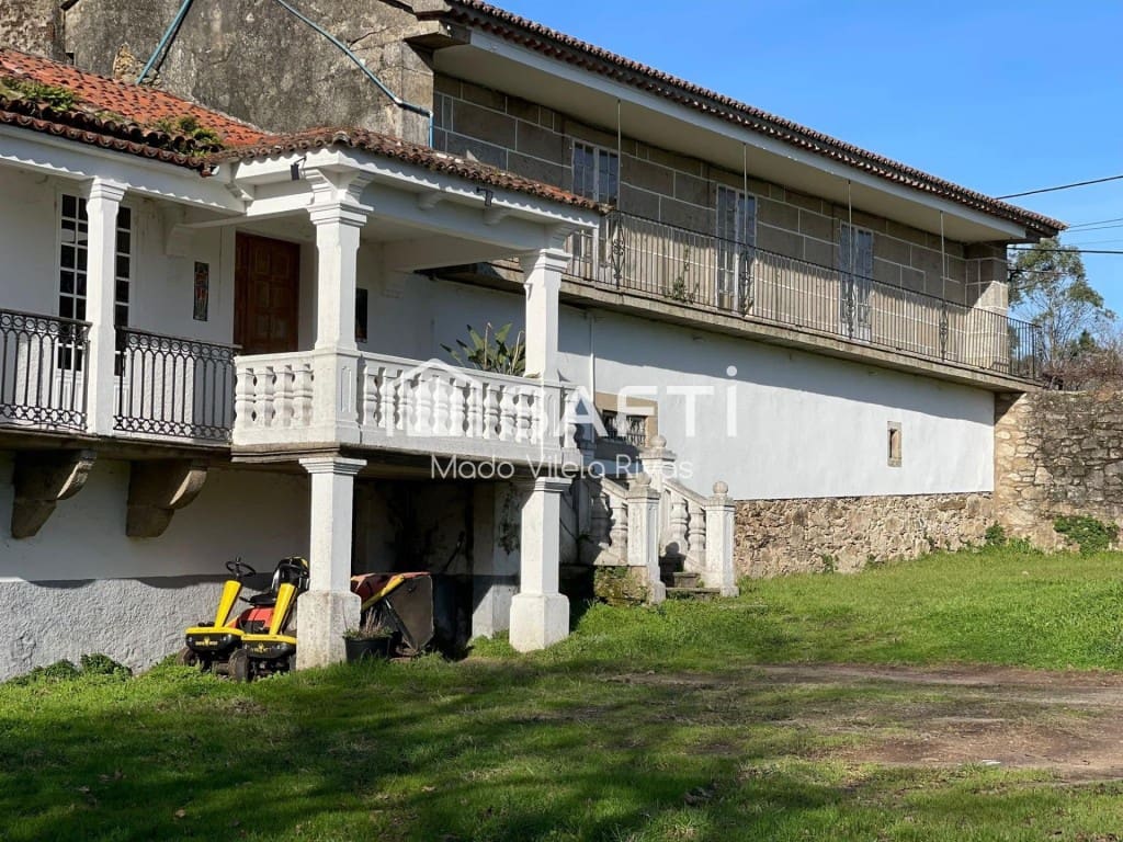 10 soveværelse Finca/Landehus til salg i Teo med garage - € 520.000 (Ref: 9833557)
