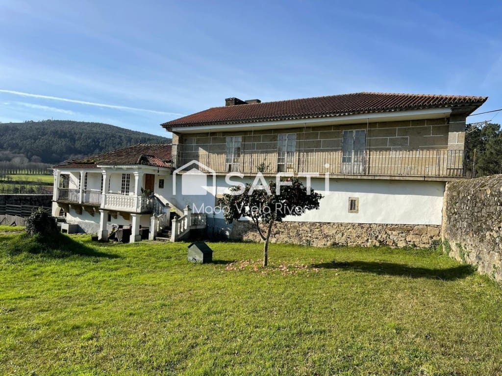 10 soveværelse Finca/Landehus til salg i Teo med garage - € 520.000 (Ref: 9833557)