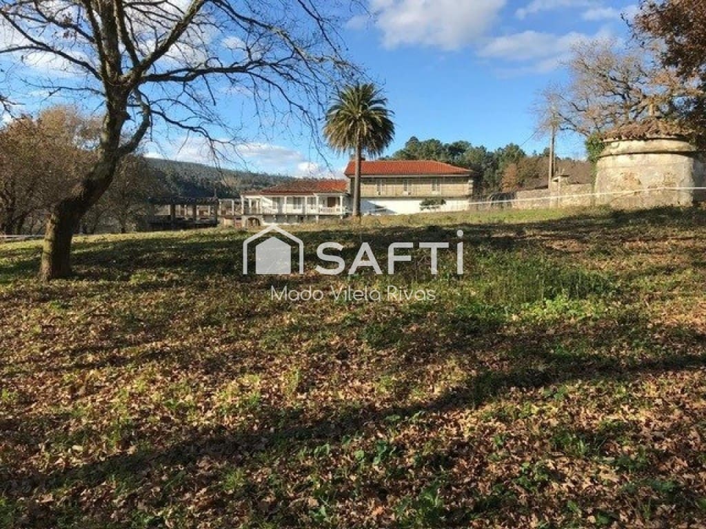 10 soveværelse Finca/Landehus til salg i Teo med garage - € 520.000 (Ref: 9833557)