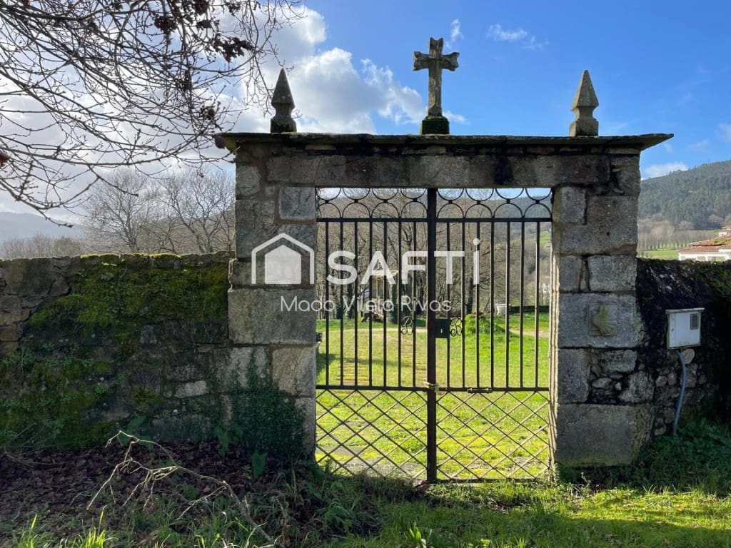 10 soveværelse Finca/Landehus til salg i Teo med garage - € 520.000 (Ref: 9833557)