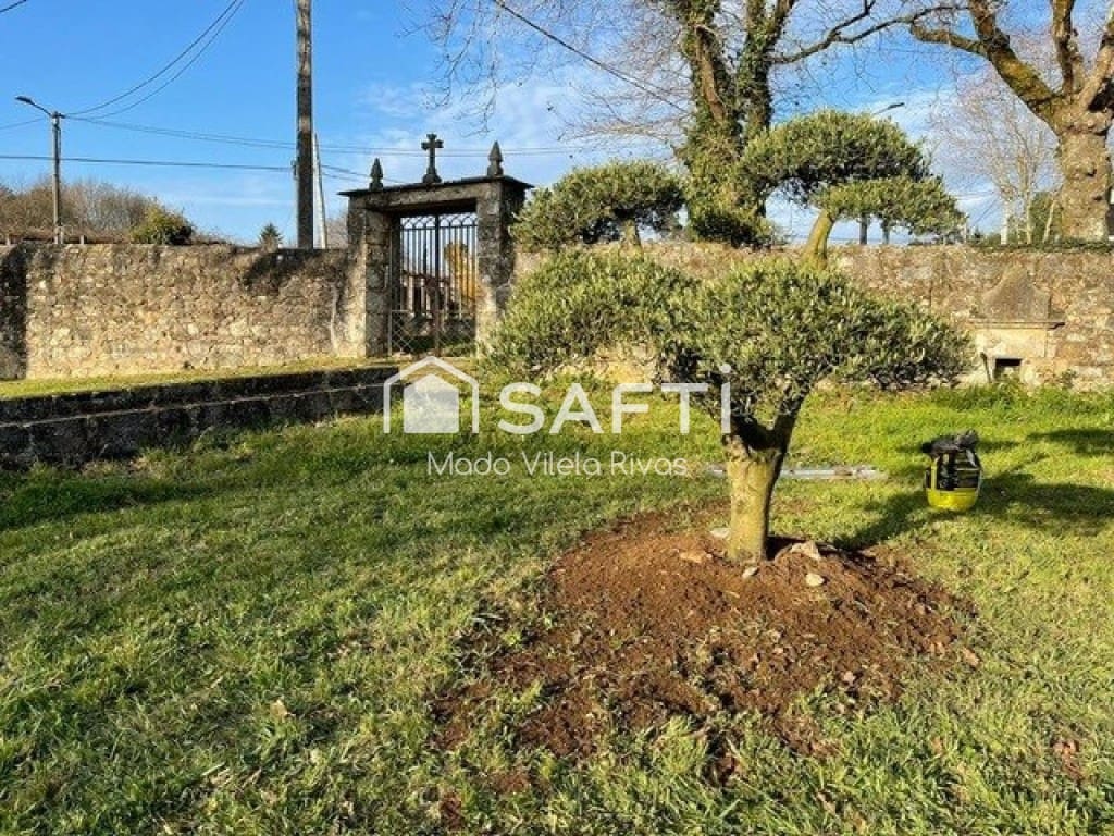 10 soveværelse Finca/Landehus til salg i Teo med garage - € 520.000 (Ref: 9833557)