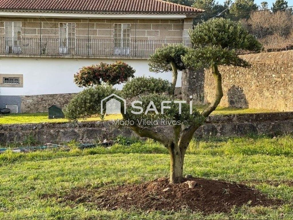 10 soveværelse Finca/Landehus til salg i Teo med garage - € 520.000 (Ref: 9833557)