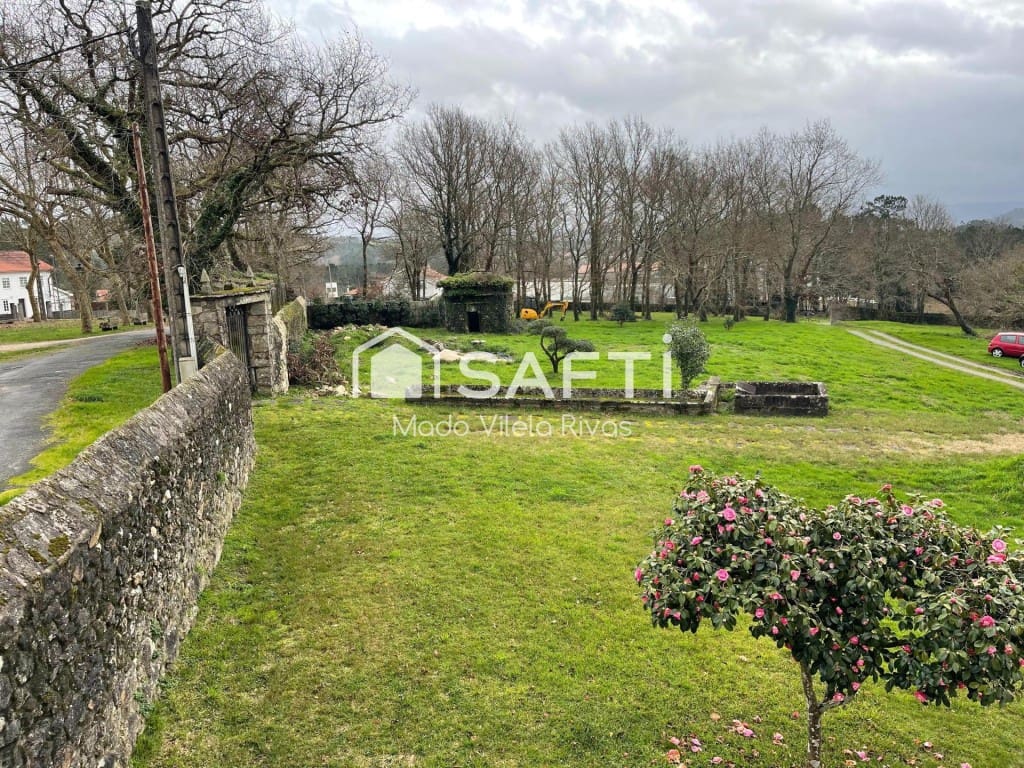 10 soveværelse Finca/Landehus til salg i Teo med garage - € 520.000 (Ref: 9833557)