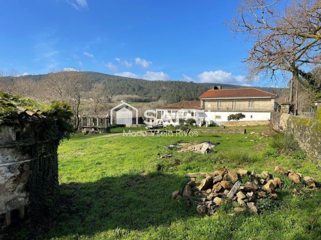 10 soveværelse Finca/Landehus til salg i Teo med garage - € 520.000 (Ref: 9833557)