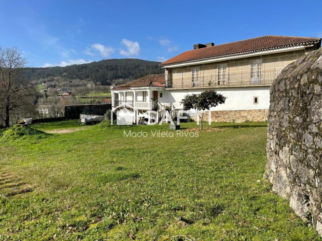 10 soveværelse Finca/Landehus til salg i Teo med garage - € 520.000 (Ref: 9833557)