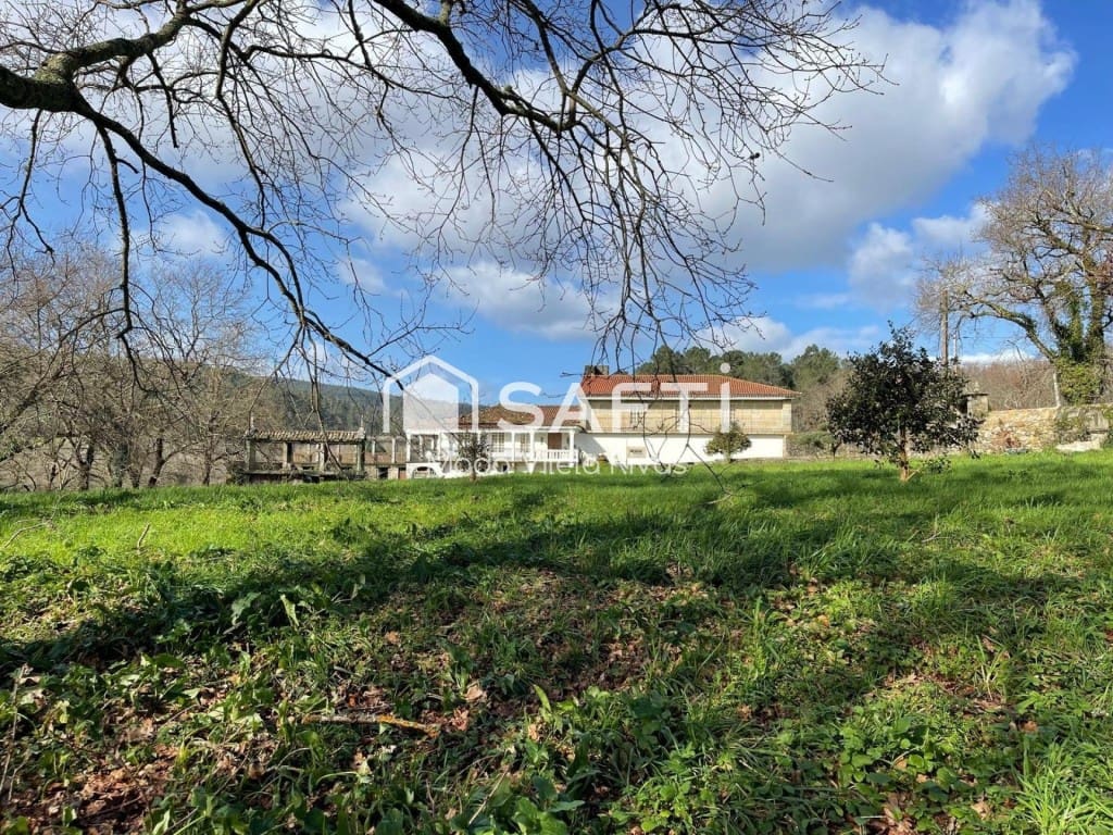 10 soveværelse Finca/Landehus til salg i Teo med garage - € 520.000 (Ref: 9833557)