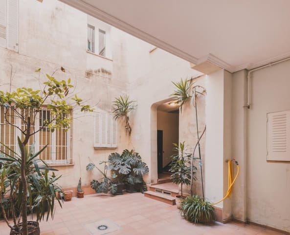 10 slaapkamer Appartement te koop in Universidad, Madrid stad - € 1.600.000 (Ref: 9833558)