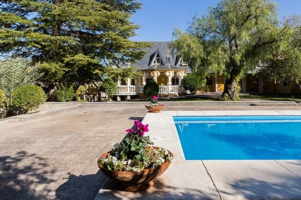 11 bedroom Finca/Country House for sale in Muro de Alcoy with pool garage - € 1,590,000 (Ref: 9833564)