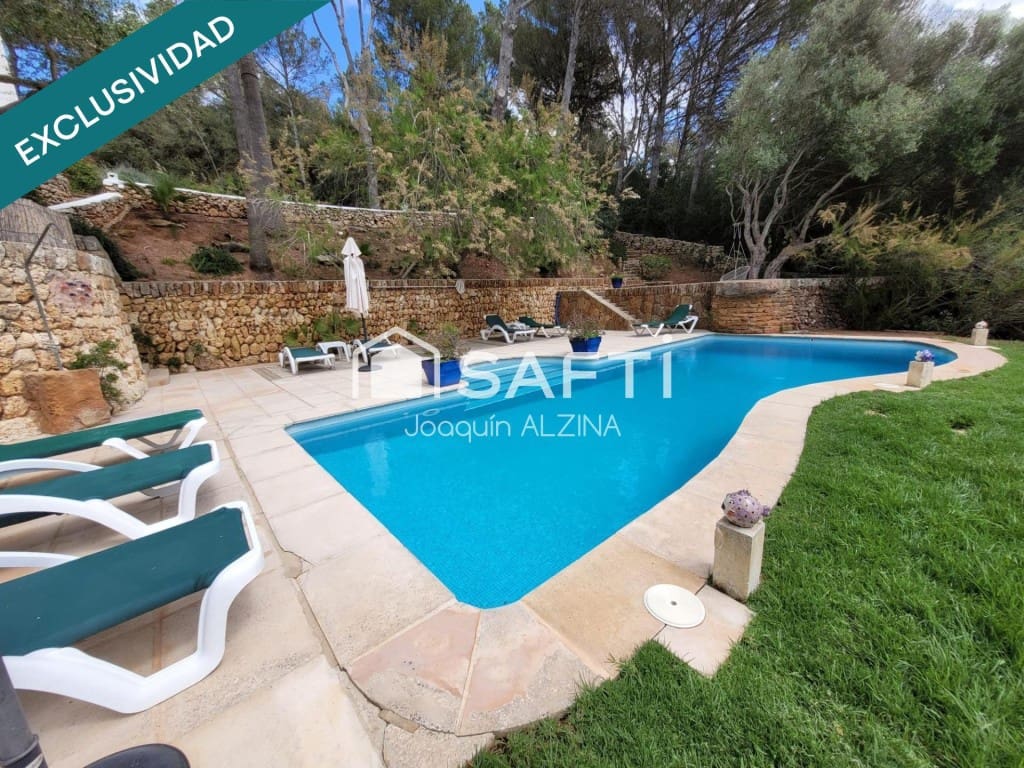 7 bedroom Villa for sale in Mahon / Mao with pool garage - € 1,650,000 (Ref: 9836268)