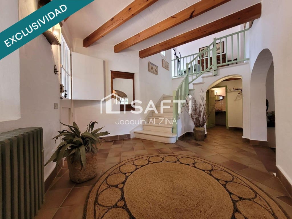 7 bedroom Villa for sale in Mahon / Mao with pool garage - € 1,650,000 (Ref: 9836268)