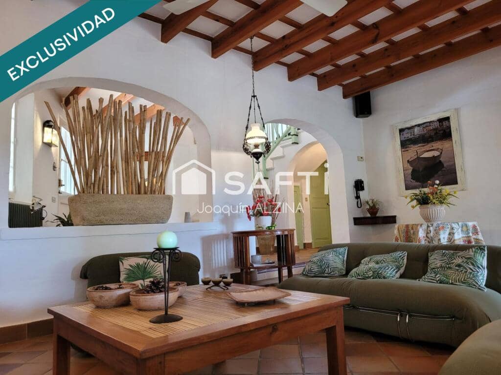 7 bedroom Villa for sale in Mahon / Mao with pool garage - € 1,650,000 (Ref: 9836268)