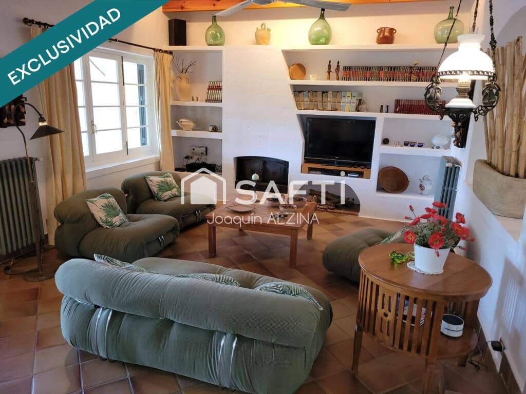 7 bedroom Villa for sale in Mahon / Mao with pool garage - € 1,650,000 (Ref: 9836268)