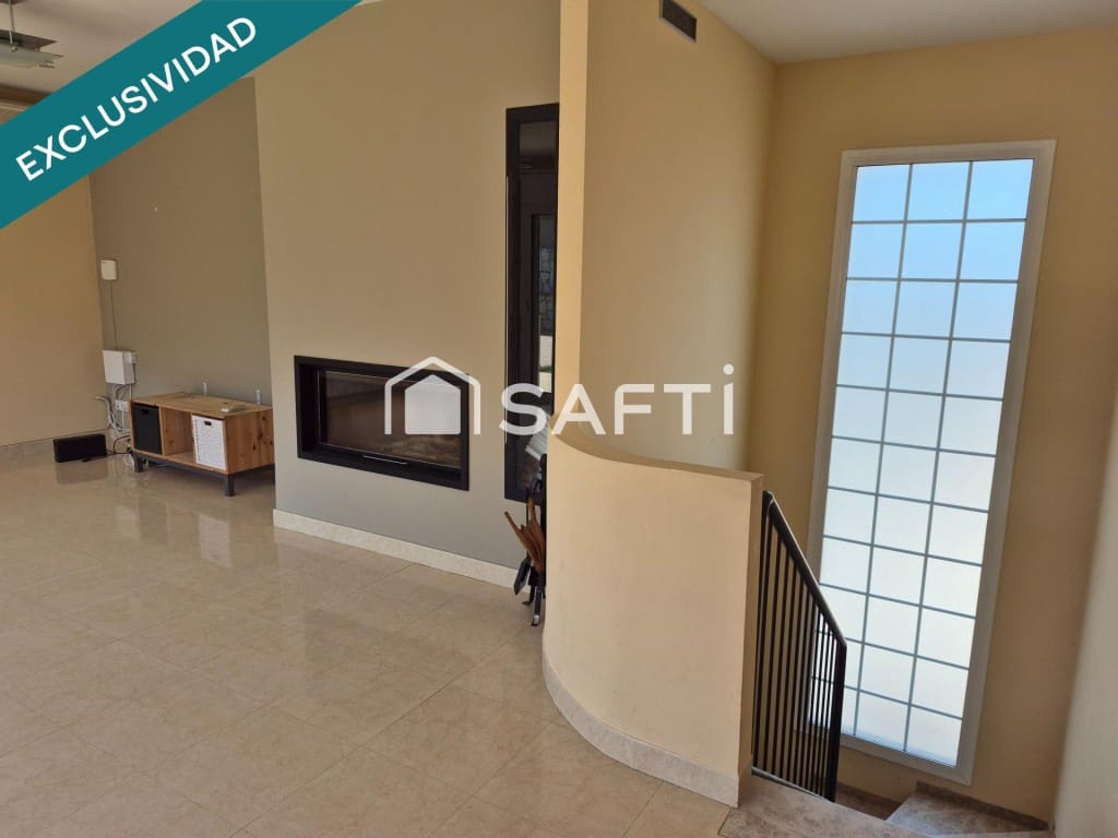 4 bedroom Villa for sale in Tordera with pool garage - € 354,000 (Ref: 9836269)