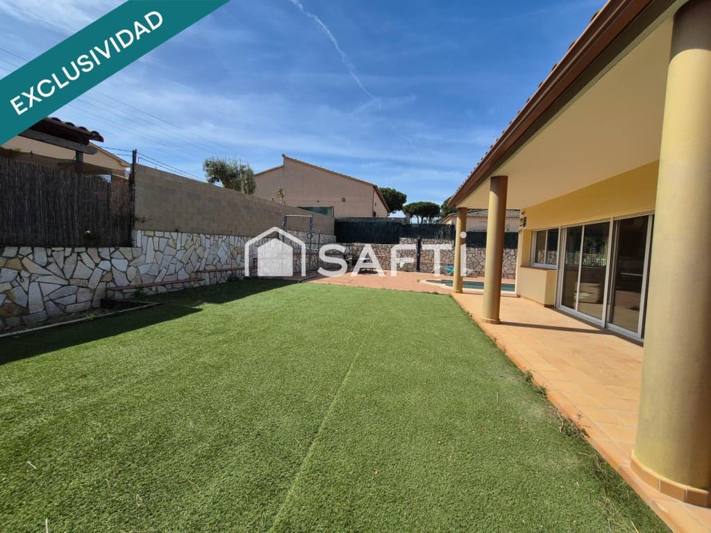 4 bedroom Villa for sale in Tordera with pool garage - € 354,000 (Ref: 9836269)