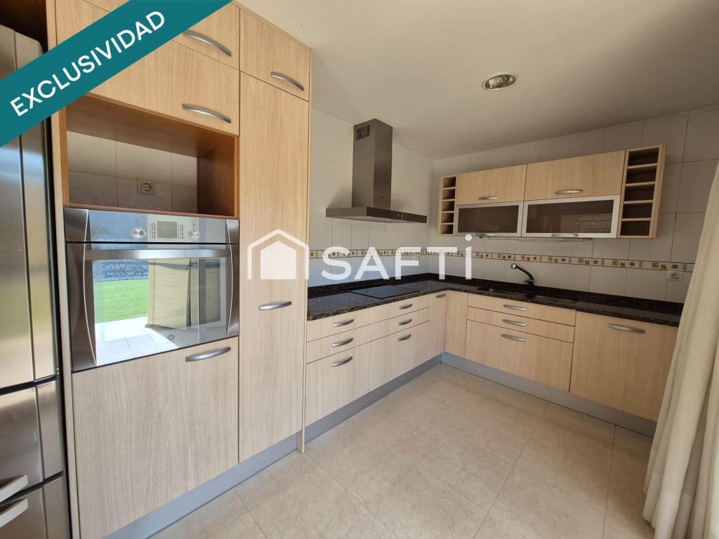 4 bedroom Villa for sale in Tordera with pool garage - € 354,000 (Ref: 9836269)