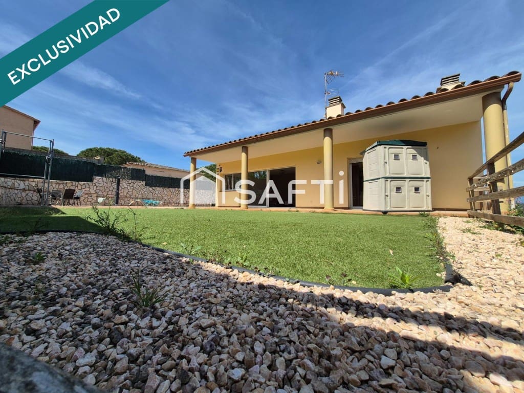 4 bedroom Villa for sale in Tordera with pool garage - € 354,000 (Ref: 9836269)