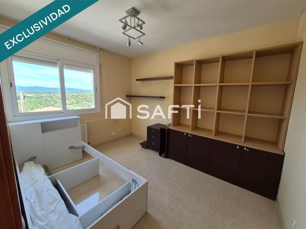 4 bedroom Villa for sale in Tordera with pool garage - € 354,000 (Ref: 9836269)