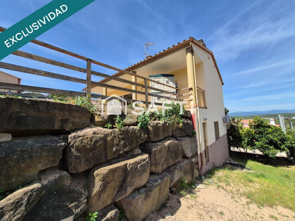 4 bedroom Villa for sale in Tordera with pool garage - € 354,000 (Ref: 9836269)