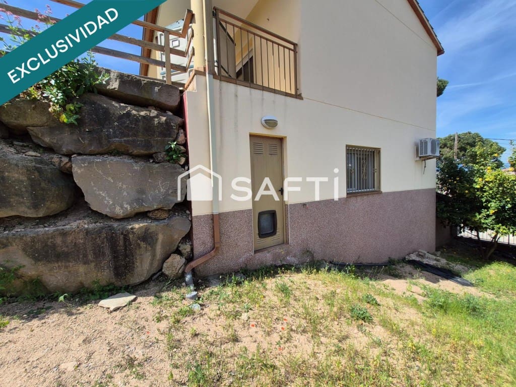 4 bedroom Villa for sale in Tordera with pool garage - € 354,000 (Ref: 9836269)