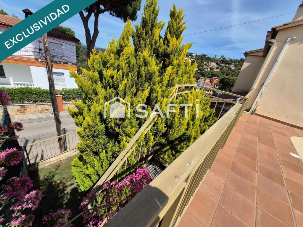 4 bedroom Villa for sale in Tordera with pool garage - € 354,000 (Ref: 9836269)