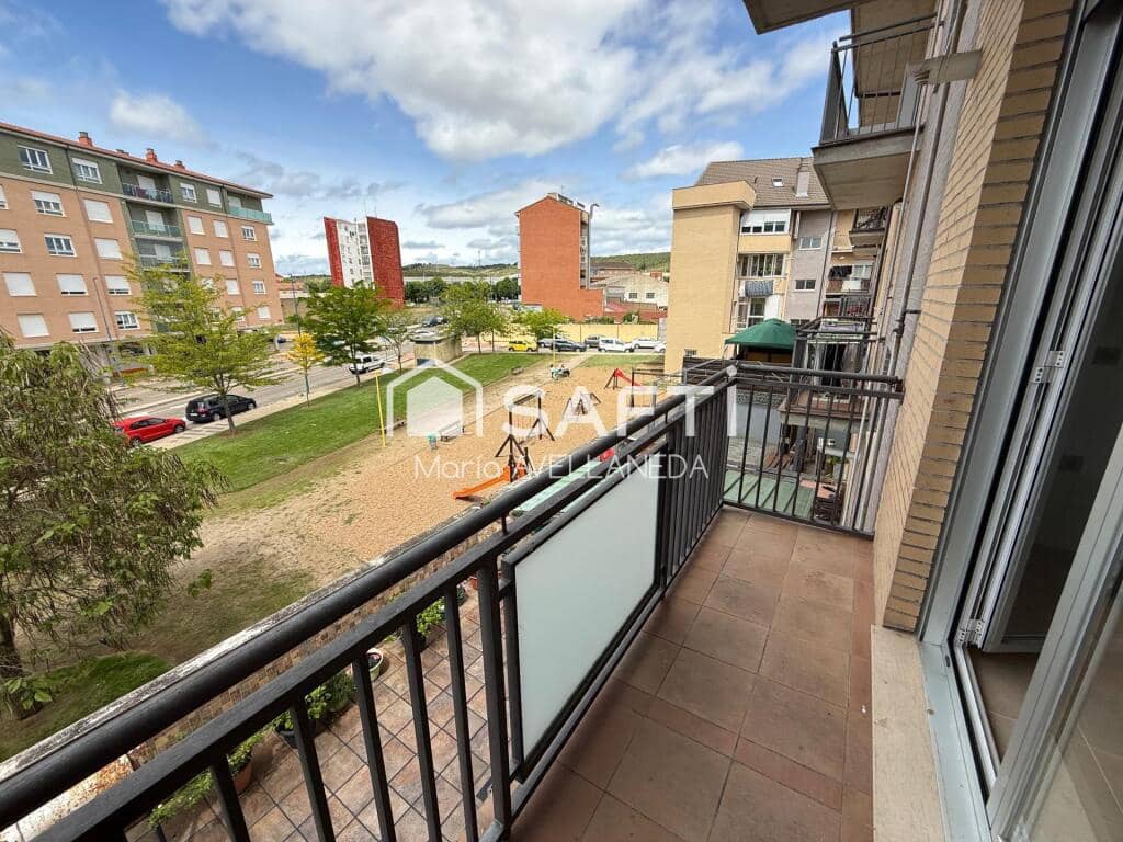 3 bedroom Apartment for sale in Leon city - € 185,000 (Ref: 9836273)