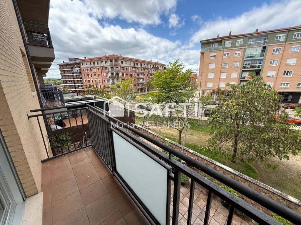 3 bedroom Apartment for sale in Leon city - € 185,000 (Ref: 9836273)