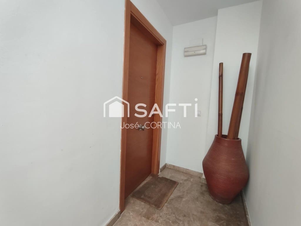 5 bedroom Villa for sale in Gilet with garage - € 340,000 (Ref: 9836275)