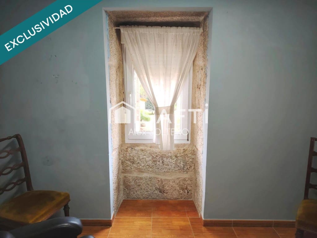 4 bedroom Villa for sale in Baiona - € 169,500 (Ref: 9836276)