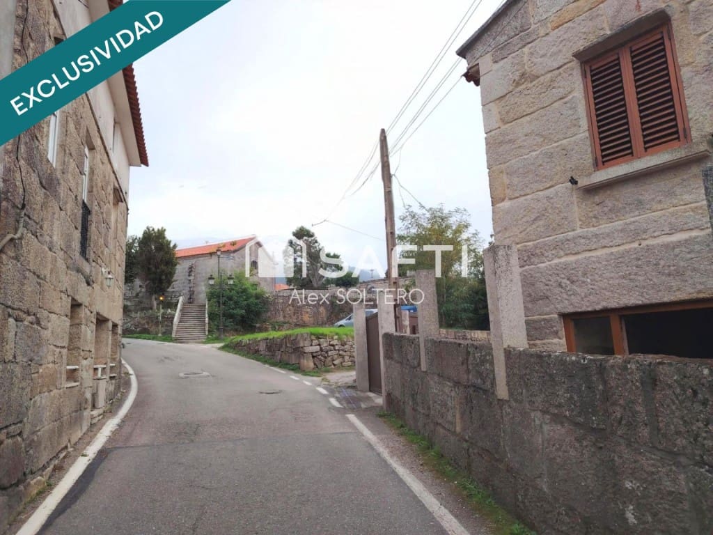 4 bedroom Villa for sale in Baiona - € 169,500 (Ref: 9836276)