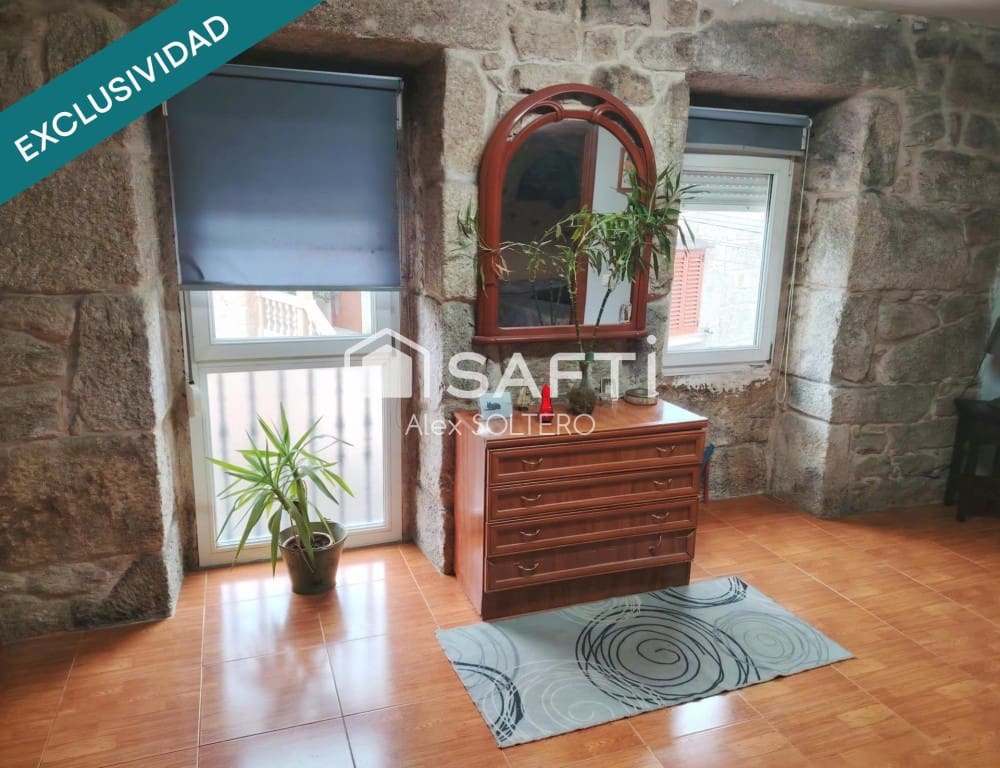 4 bedroom Villa for sale in Baiona - € 169,500 (Ref: 9836276)