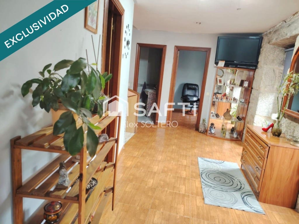 4 bedroom Villa for sale in Baiona - € 169,500 (Ref: 9836276)