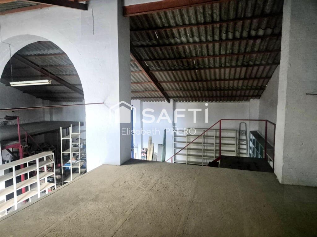 5 bedroom Terraced Villa for sale in Puebla de la Calzada with garage - € 125,000 (Ref: 9839110)