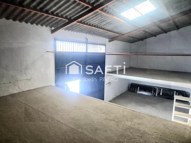 Adosado de 5 habitaciones en Puebla de la Calzada en venta con garaje - 125.000 € (Ref: 9839110)
