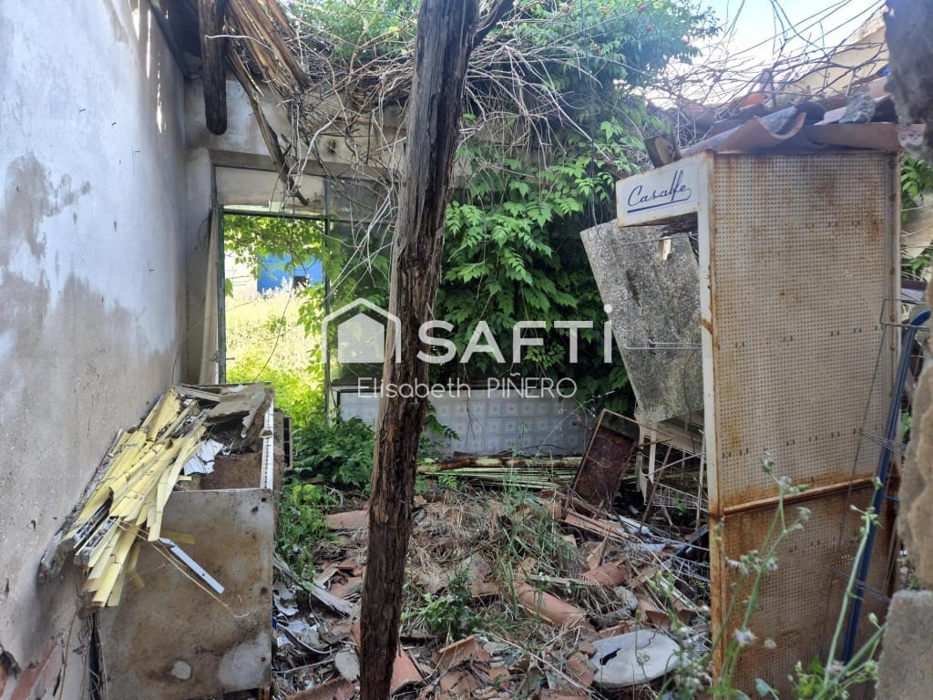 5 bedroom Terraced Villa for sale in Puebla de la Calzada with garage - € 125,000 (Ref: 9839110)