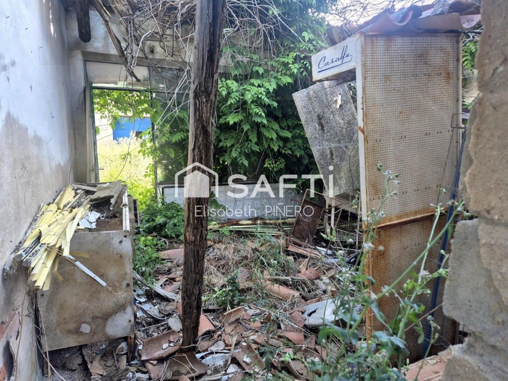 5 bedroom Terraced Villa for sale in Puebla de la Calzada with garage - € 125,000 (Ref: 9839110)