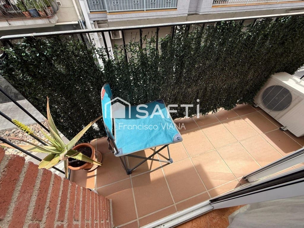3 bedroom Apartment for sale in Malgrat de Mar - € 260,000 (Ref: 9839112)
