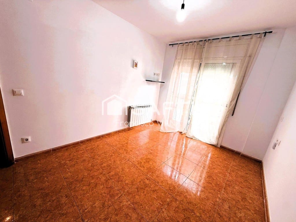 3 bedroom Apartment for sale in Malgrat de Mar - € 260,000 (Ref: 9839112)